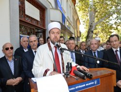 Bulgaristan'da bir cami ibadete açıldı bir caminin de temeli atıldı