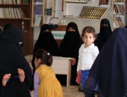 Nisanur Dergisi Midyat'ta okurlarıyla buluştu