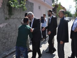 Yapıcıoğlu, halkla bayramlaştı