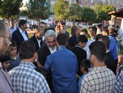 Batmanlılar Salavatlar Eşliğinde Bayramlaştı