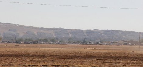Kobani'den atılan iki havan mermisi Türkiye'ye düştü