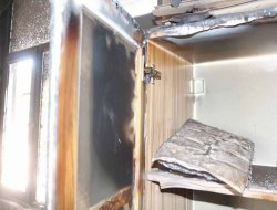 PKK/HDP'liler mezarlık kulübesini yaktı