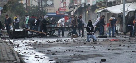 Van'da 77 çapulcu tutuklandı