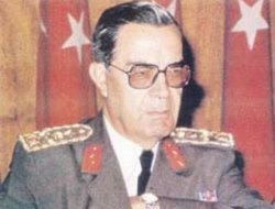 Eski Genelkurmay Başkanı Doğan Güreş öldü