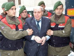 Hüseyin Üzmez hayatını kaybetti