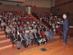 "Din görevlileri sadece namaz kıldırma memurları değildirler"