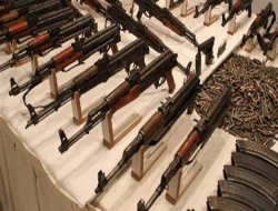 Şırnak'ta 12 kalaşnikof ele geçirildi