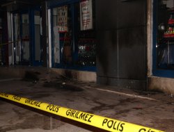 PKK'lı çeteler AVM'yi müşterileri ile birlikte yakmaya çalıştı