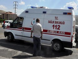 Otomobil dereye uçtu aynı aileden 4 kişi öldü