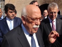 Bakan Avcı Kızıltepe'de yakılan okulları inceledi