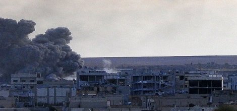 Kobani'de çatışmalar sokak aralarında sürüyor