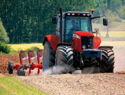 Çiftçiler tohumlamaya başladı