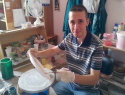 Bursa lalesini Sicilya'da seramiklere işletti