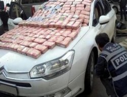 Şırnak'ta kaçak cep telefonu ve sigara ele geçirildi