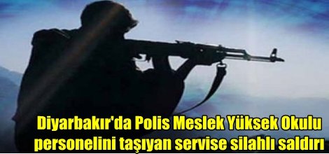 Diyarbakır'da Polis Meslek Yüksek Okulu  personelini taşıyan servise silahlı saldırı