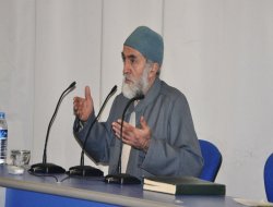 "Namaz müslümanlar için olmazsa olmaz bir ibadettir"