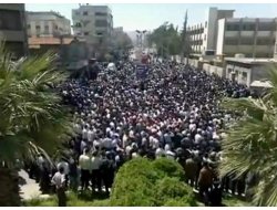 Suriye'de Cuma gösterileri devam ediyor (Video)