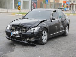 Tarsus Belediye başkanı trafik kazası geçirdi