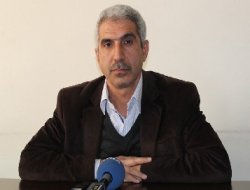 "Öğretmenler siyasi düşüncelerini öğrencilere dayatmamalıdır"