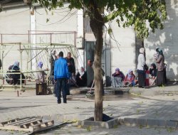 Komşuların kavgası kanlı bitti: 1 ölü