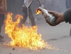 Şırnak'ta uzman çavuşun aracına molotlu saldırı