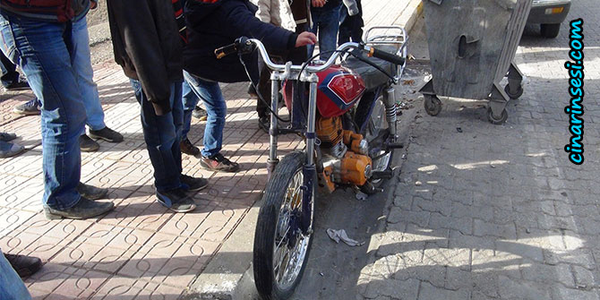 Çınar'da motosiklet otomobile arkadan çarptı; 2 yaralı