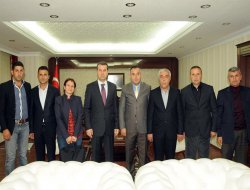 Batmanlı çilek üreticileri destek istedi