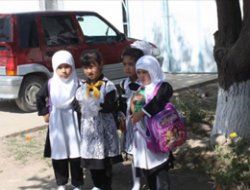 Özbekistan'da Kur'an Eğitimine Hapis