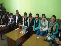 Kimsenin uğramadığı engelliler derneğini öğrenciler unutmadı