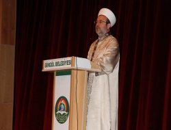 Görmez,“Diyanette asıl görev insanlara Kur’an'ı öğretmektir”