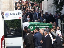 Eski eşi tarafından öldürülen kadın toprağa verildi