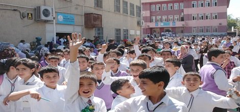 Okullarda ders zili çaldı