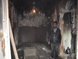 Evi yanan aile yardım bekliyor