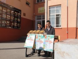 İmam hatip öğrencileri siyer kayıt standı açtı