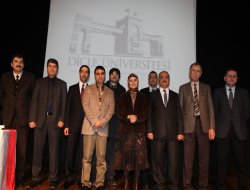 Mehmet Akif Dicle Üniversitesinde anıldı