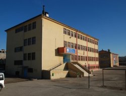 Siverek’te hırsızların yeni hedefi okul oldu