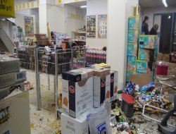 PKK'nin Silvan’daki işyerlerine saldırısı devam ediyor