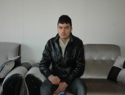 Gençler,“Her devrim sabah namazıyla başlar” sloganıyla Ulucami'de