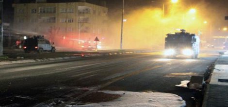 PKK çeteleri Silopi'yide karıştırdı: 2 yaralı