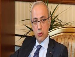 Elvan: “İnternet medyasında çalışanlar gazeteci sayılacak”