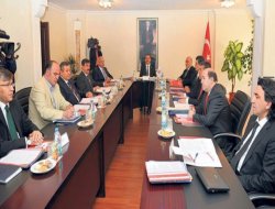 Hakem heyeti tıkandı