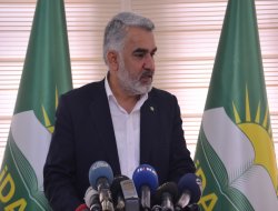 'Olası bir iç savaştan en çok Kürt halkı zarar görür'