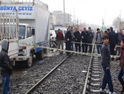 Batman’da trenin çarptığı yaya yaralandı