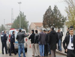 Mağdur olan mahalleli DEDAŞ’ı bastı