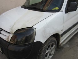 PKK çeteleri İzmir'de HÜDA PAR yöneticisinin aracını yaktı