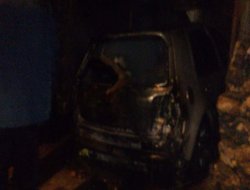 Ilısu Barajında çalışan şahsın aracı kundaklandı