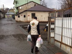 Bingöl’de 152 aileye ‘Merhamet Eli’ uzandı