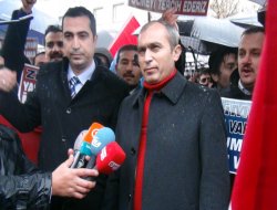 Mahkemeye sevk edilen 18 polis serbest bırakıldı