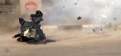 Mısır'da bomba imha uzmanı havaya uçtu video