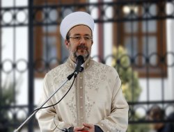 Görmez'den kınama ve uyarı